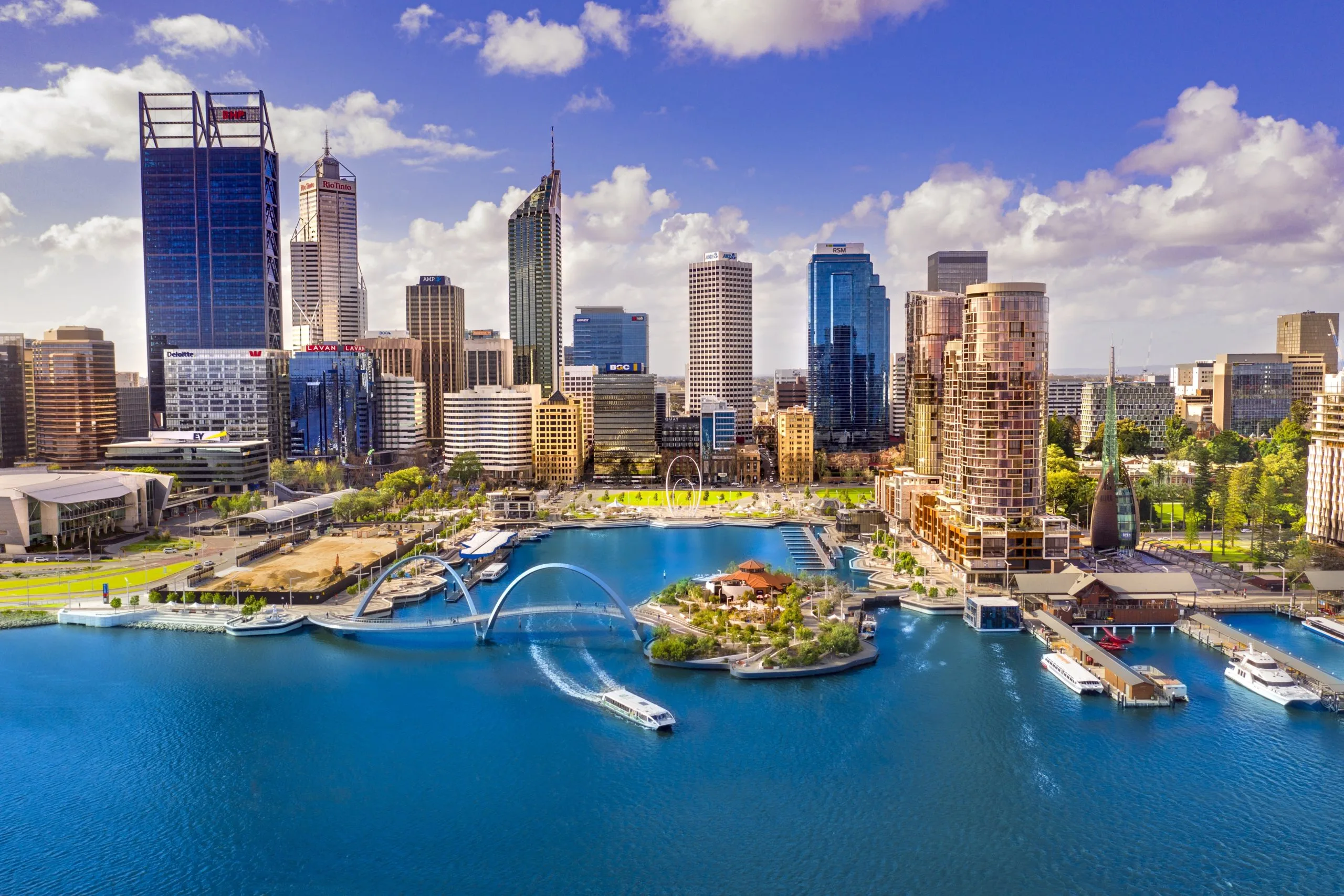 Perth_Elizabeth-Quay_-Day-scaled